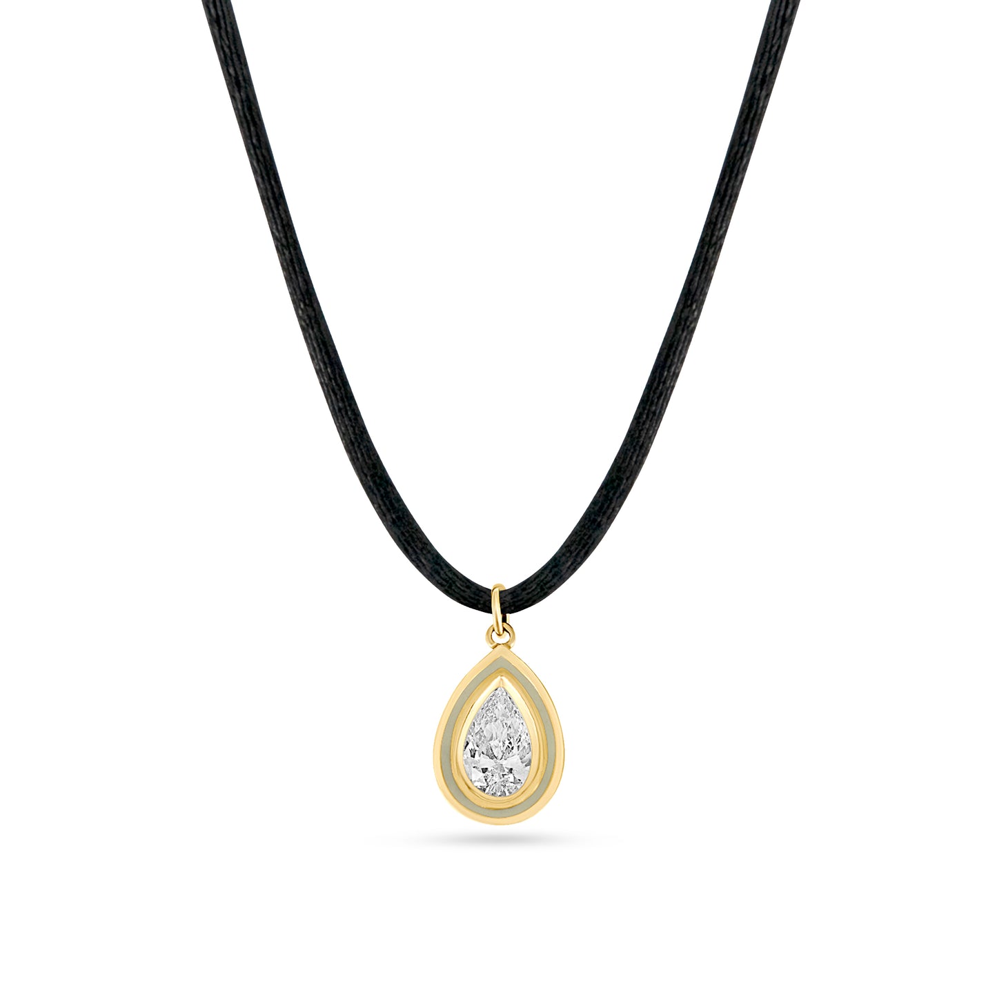 Necklace Pear cut silk