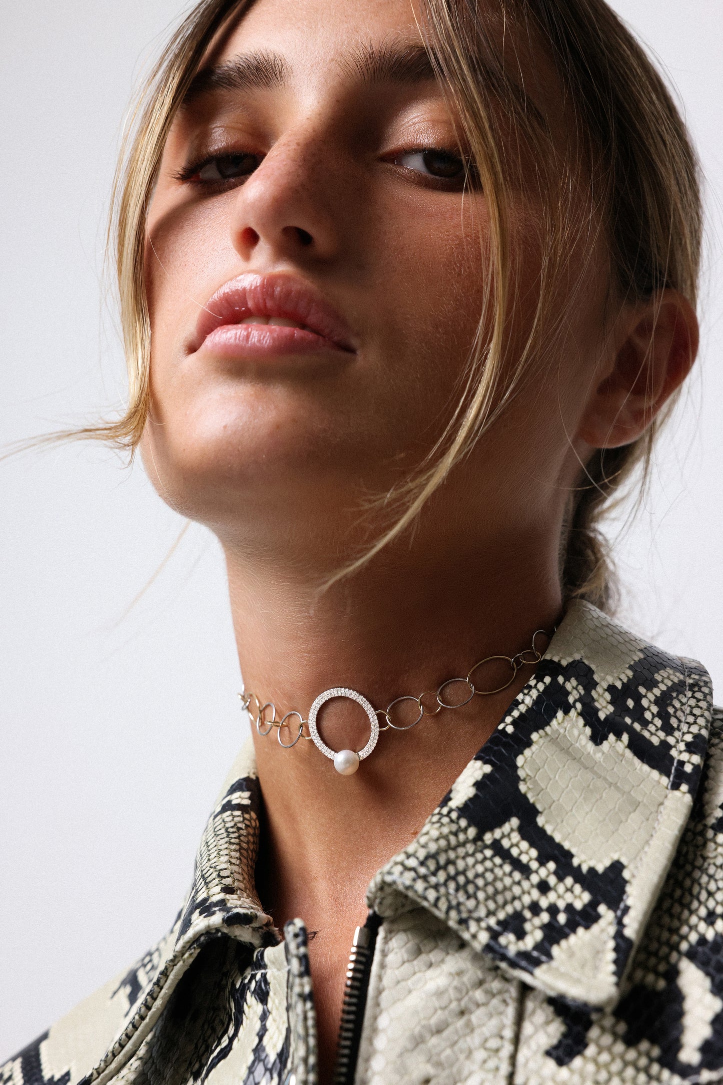 Sofia Choker chain